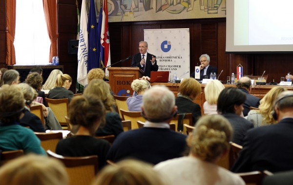 Joe Behan presenting at an International ADR Conference in Zagreb Nov 2015